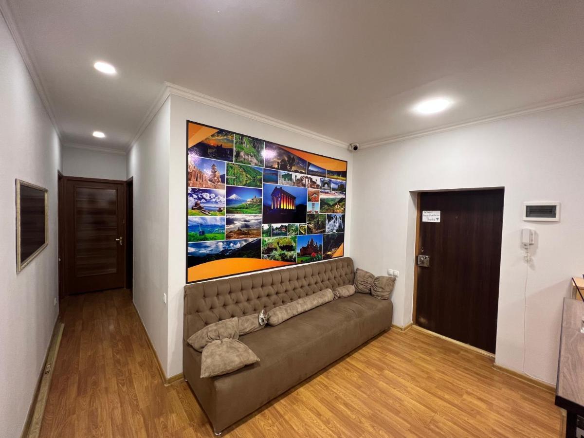 N1 Guest Hause Ξενοδοχείο Γιερεβάν Εξωτερικό φωτογραφία