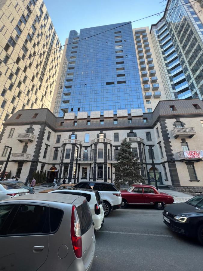 N1 Guest Hause Ξενοδοχείο Γιερεβάν Εξωτερικό φωτογραφία