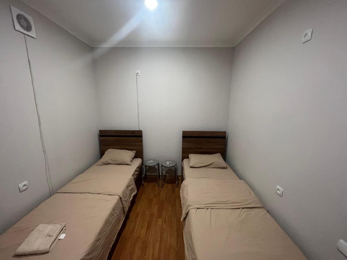 N1 Guest Hause Ξενοδοχείο Γιερεβάν Εξωτερικό φωτογραφία